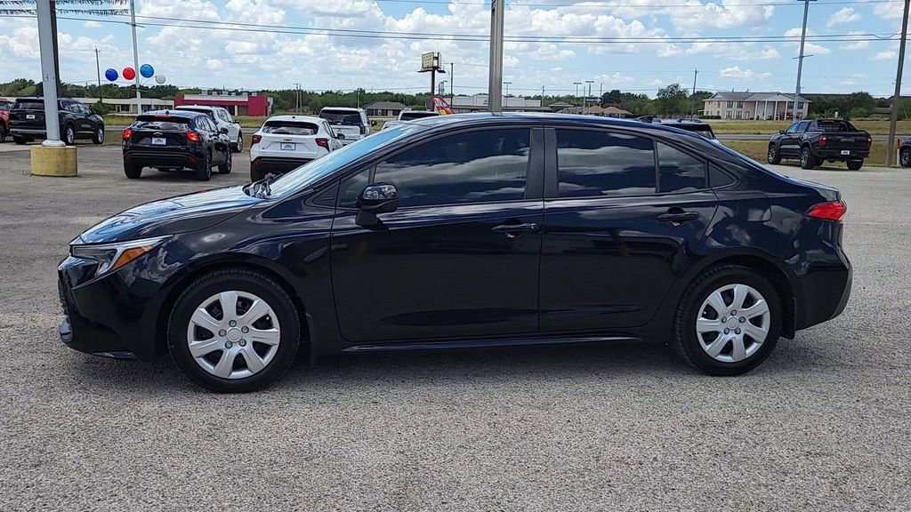 2023 Toyota Corolla Hybrid LE photo 4