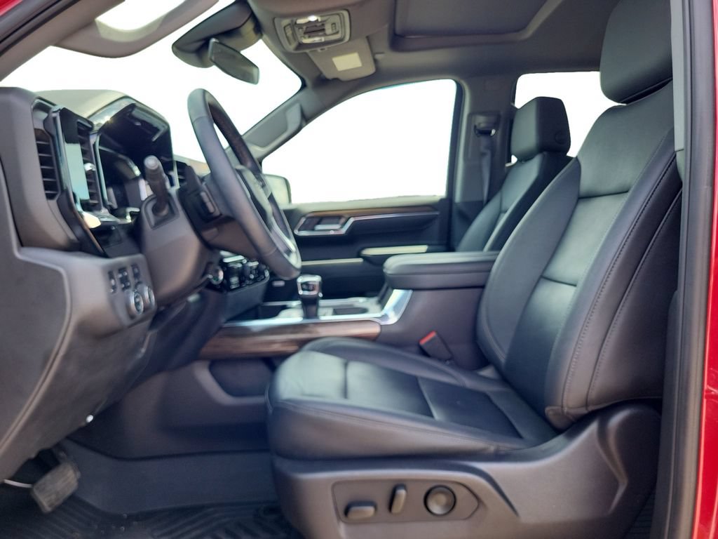 2024 Chevrolet Silverado 1500 LT Trail Boss - Photo 11