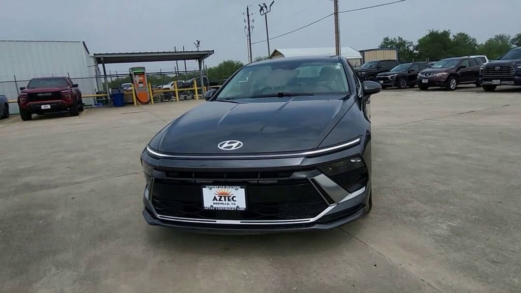 Used 2025 Hyundai Sonata SEL Sedan