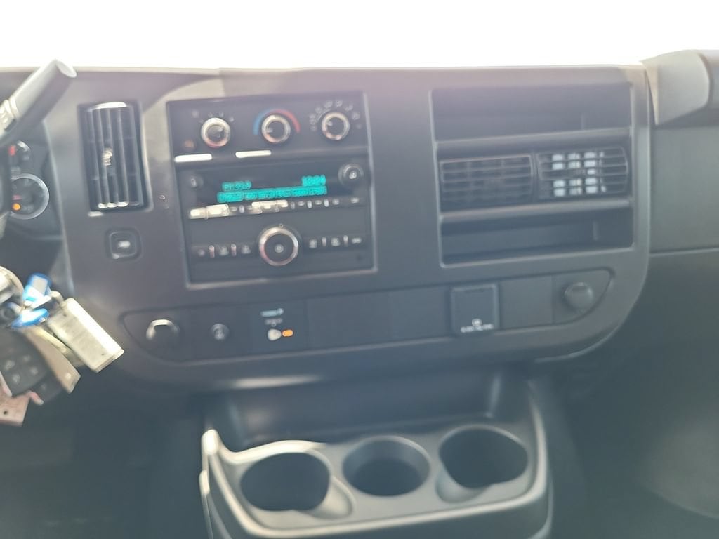 2026 Chevrolet Express Cargo Work Van - Photo 18