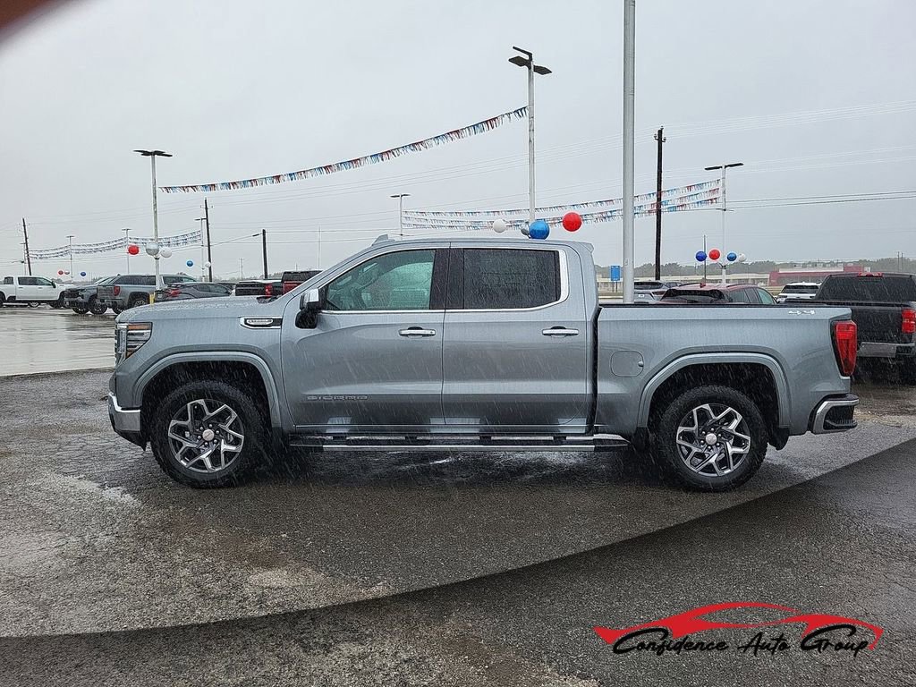 2026 GMC Sierra 1500 SLT's photo
