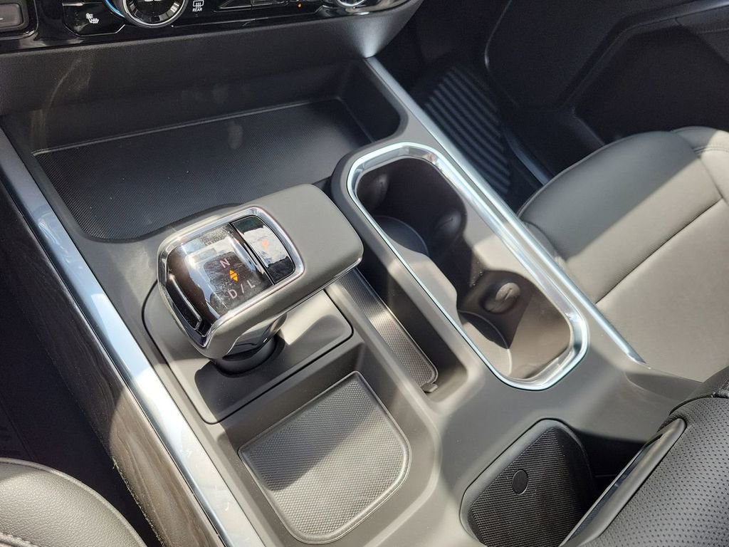 2025 Chevrolet Silverado 1500 LTZ - Photo 20