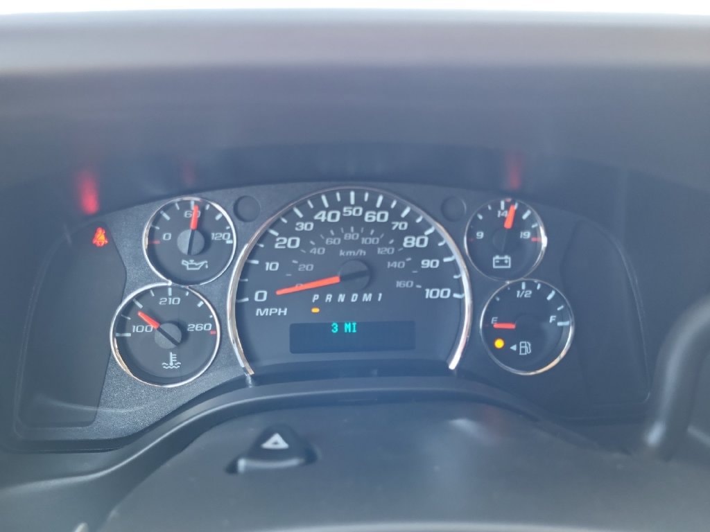 2026 Chevrolet Express Cargo Work Van - Photo 14