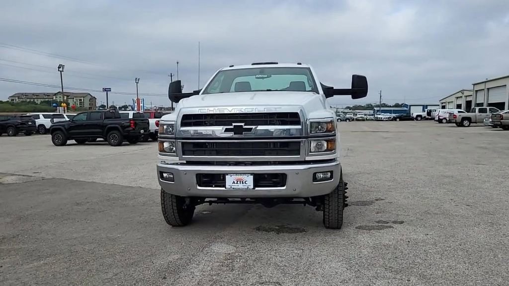 2024 Chevrolet Silverado 4500HD Work Truck photo 2