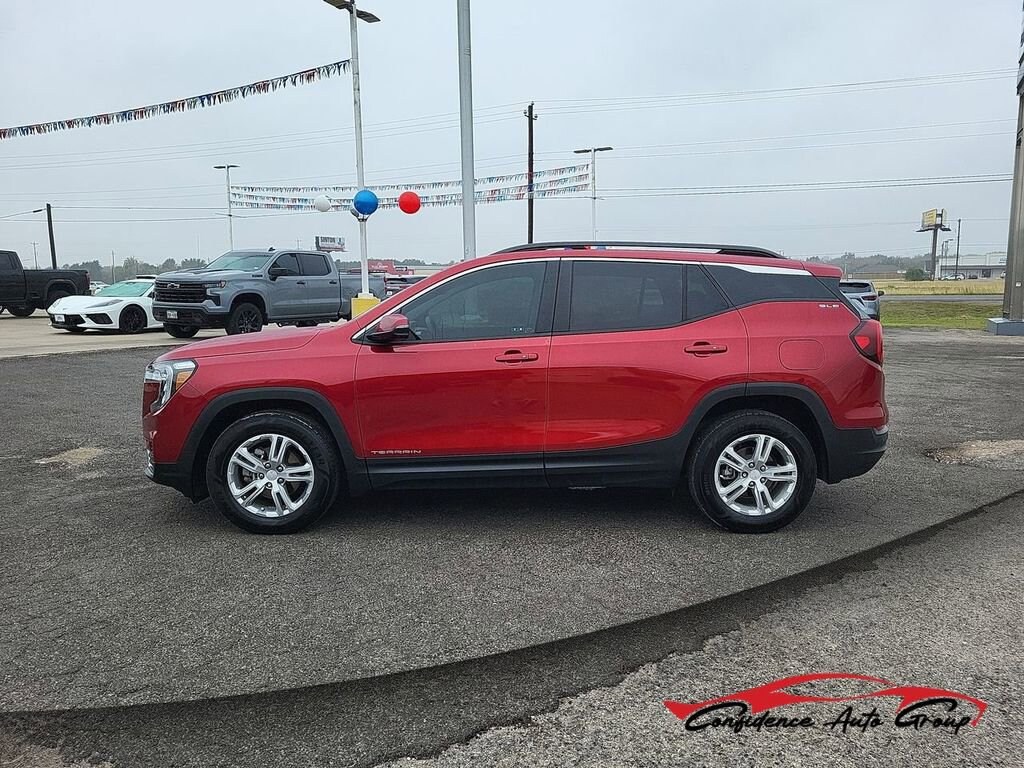 Used 2023 GMC Terrain SLE SUV