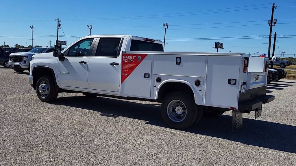 New 2025 Chevrolet Silverado 3500 HD Chassis Cab Work Truck Truck