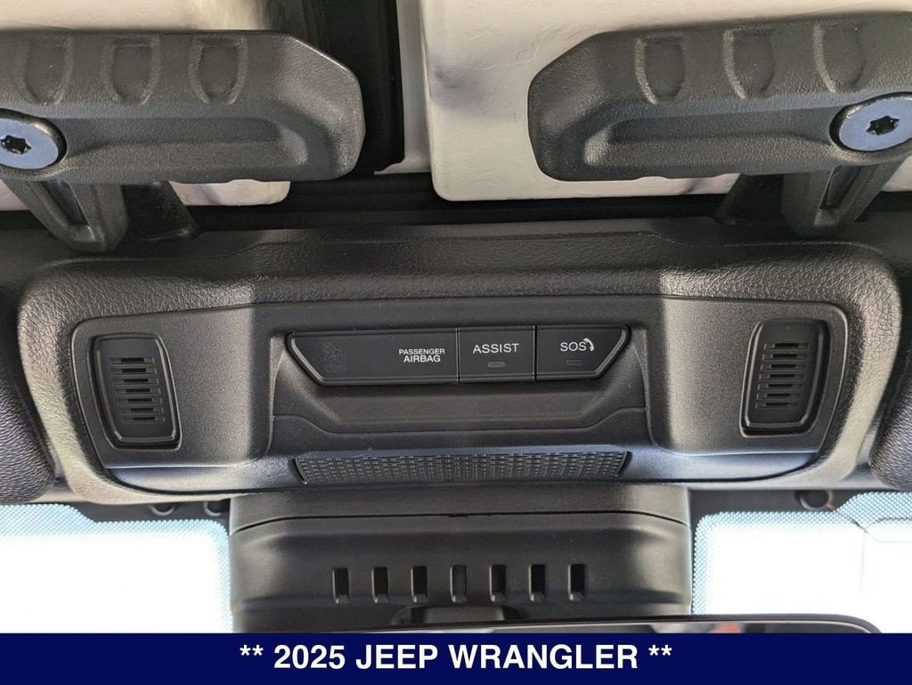 2025 Jeep Wrangler 4-Door Sahara - Photo 27