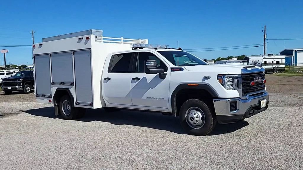 2023 Gmc Sierra 3500 HD Pro photo 2