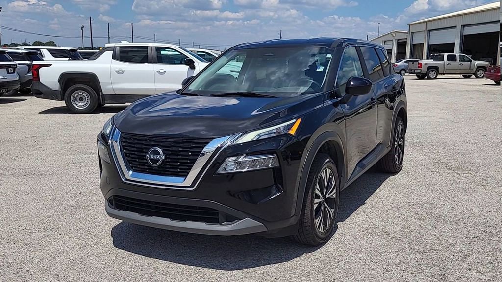 2023 Nissan Rogue SV photo 2