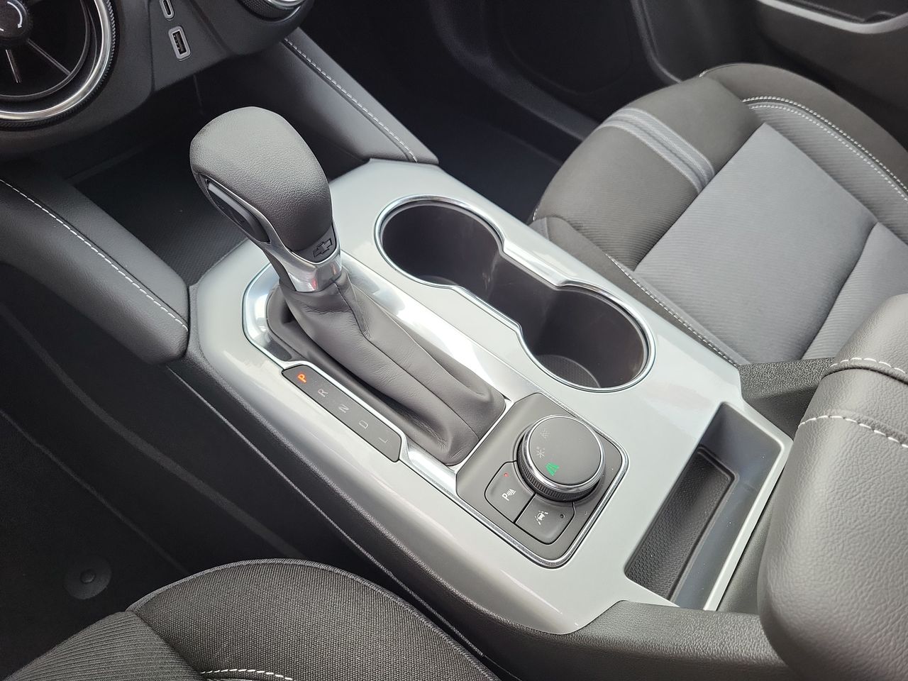 2025 Chevrolet Blazer 2LT - Photo 45