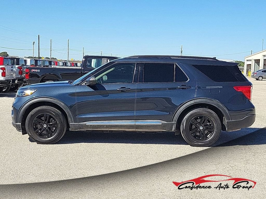 2022 Ford Explorer XLT's photo
