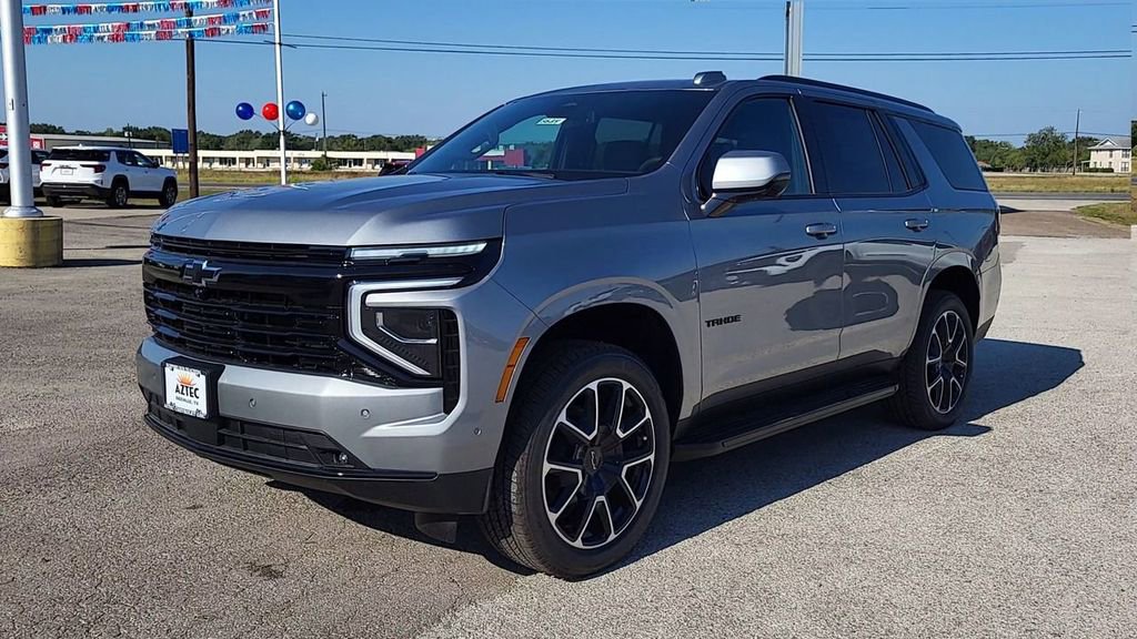 2025 Chevrolet Tahoe RST photo 3