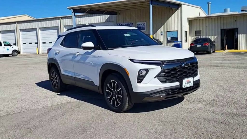 2025 Chevrolet Trailblazer ACTIV photo 2
