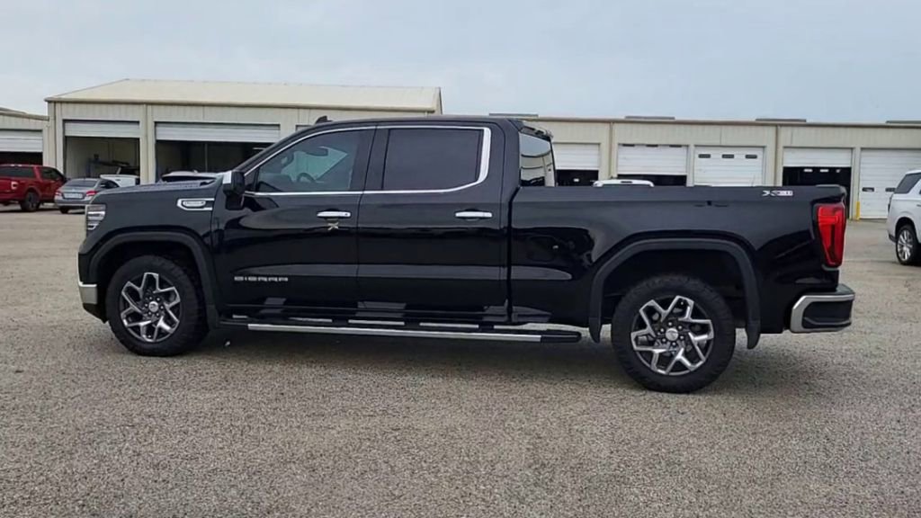 2023 Gmc Sierra 1500 SLT photo 4