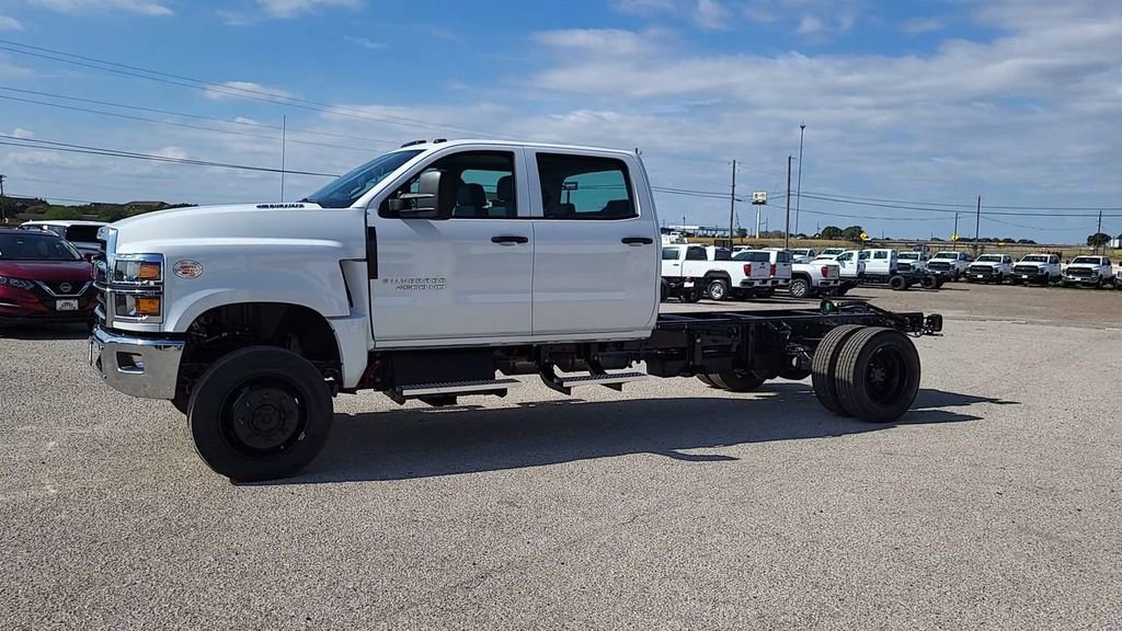 2024 Chevrolet Silverado 4500HD Work Truck photo 4