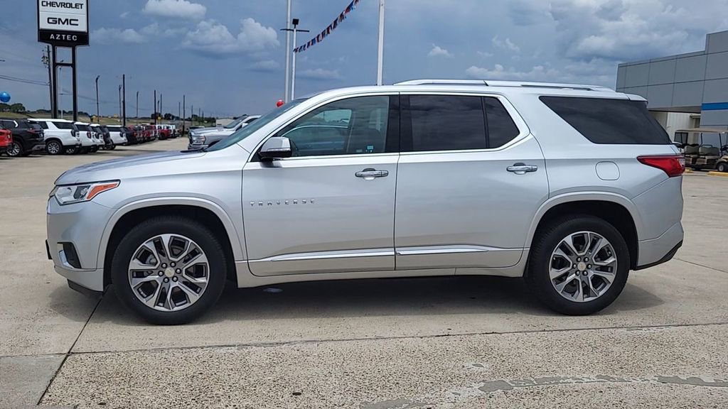 2020 Chevrolet Traverse Premier photo 3