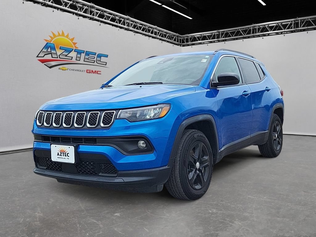 Used 2023 Jeep Compass Latitude SUV