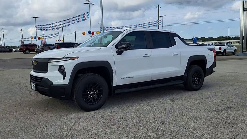 2024 Chevrolet Silverado EV Work Truck photo 4