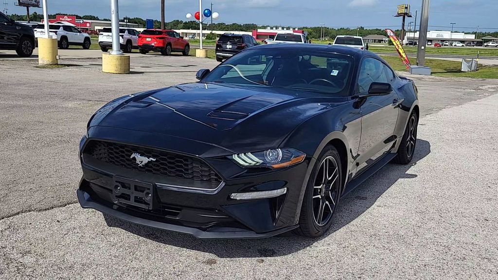 2023 Ford Mustang EcoBoost Premium photo 3