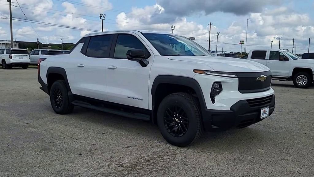 2024 Chevrolet Silverado EV Work Truck photo 2