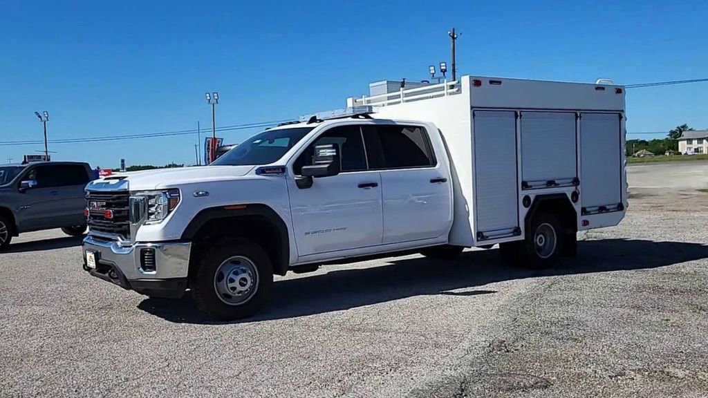 2023 Gmc Sierra 3500 HD Pro photo 4