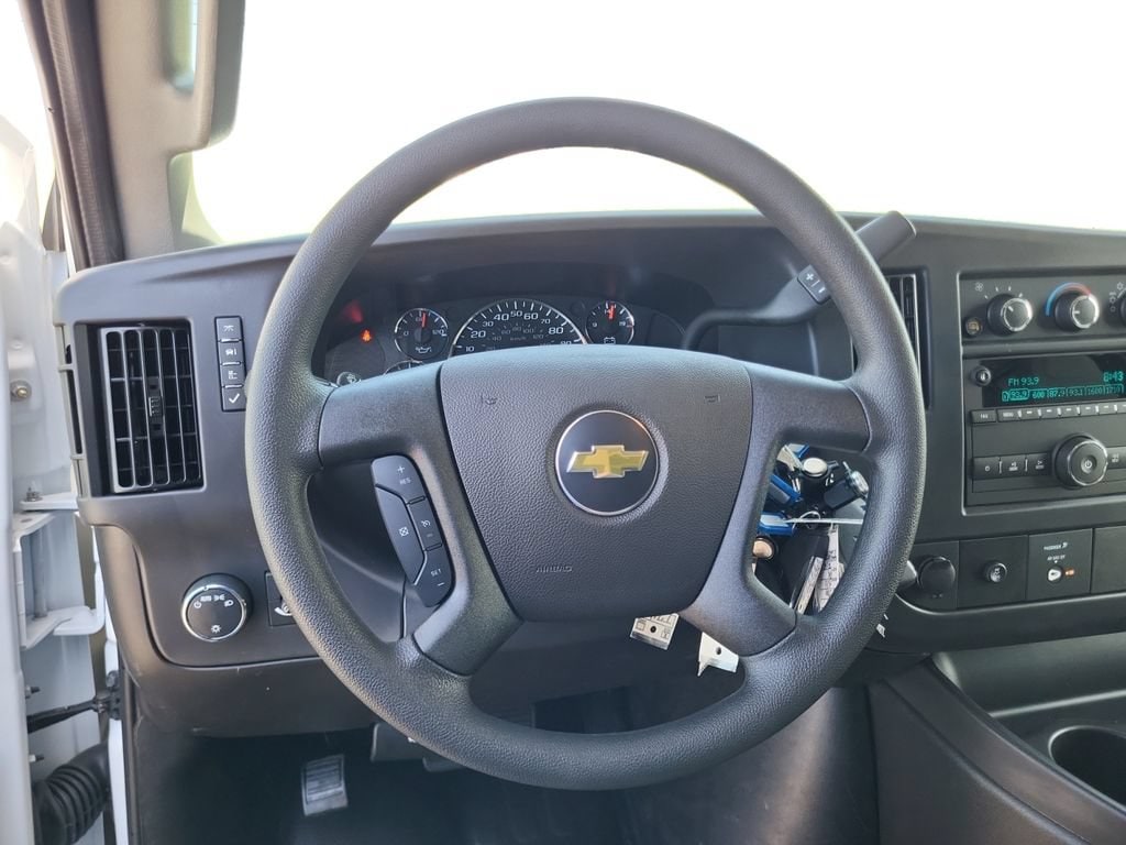 2026 Chevrolet Express Cargo Work Van - Photo 13