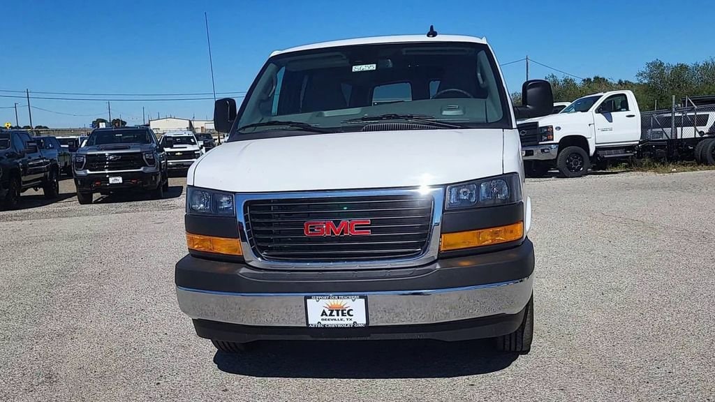 New 2025 GMC Savana Passenger 2500 LS Van
