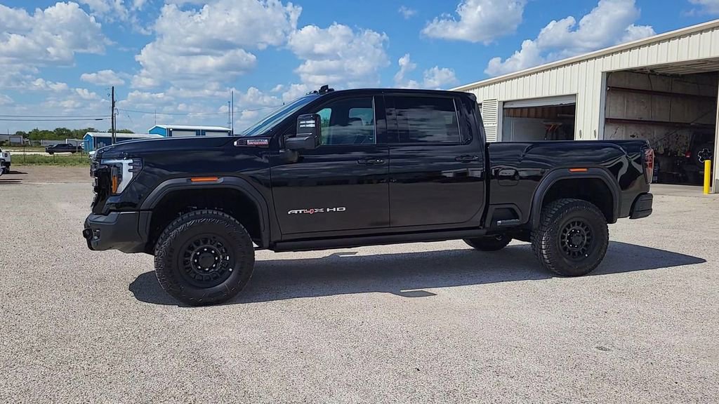 2025 Gmc Sierra 2500 HD AT4X photo 3