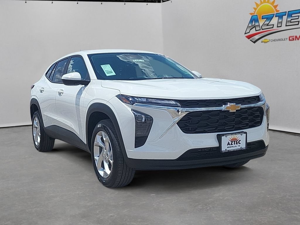New 2026 Chevrolet Trax LS SUV