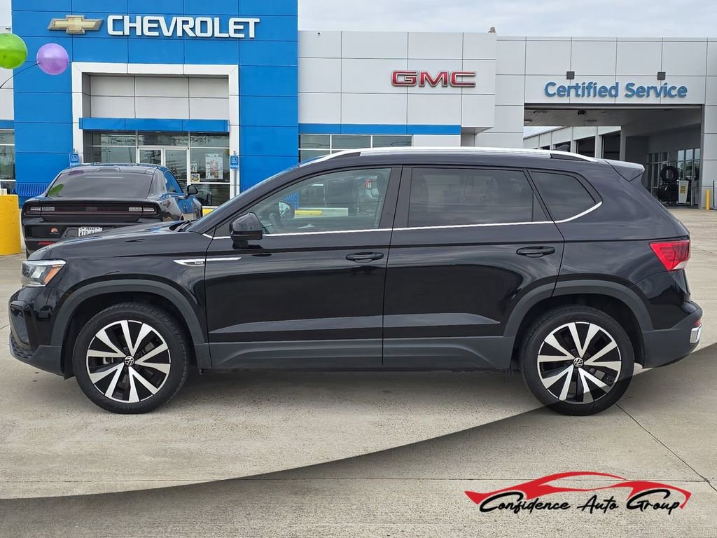 2024 Volkswagen Taos SE