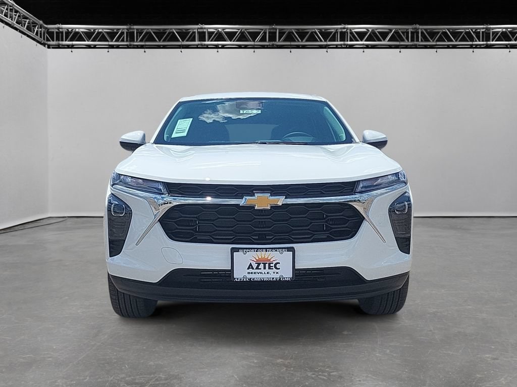 New 2026 Chevrolet Trax LS SUV