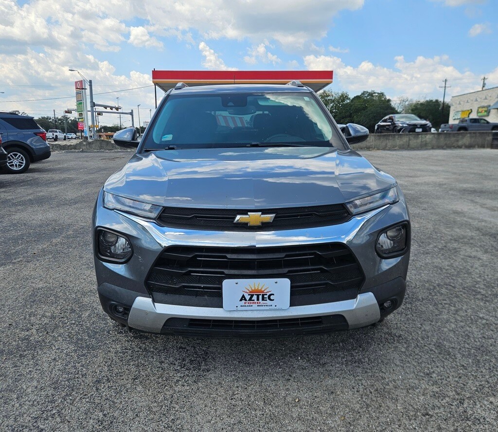 2021 Chevrolet Trailblazer LT photo 3