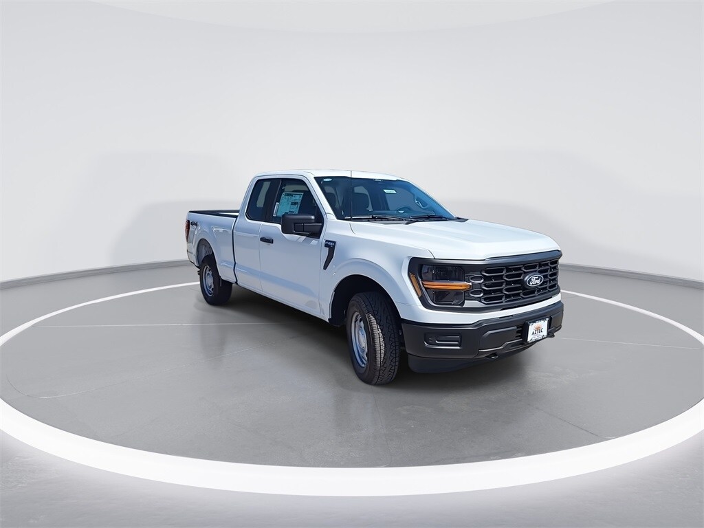 2025 Ford F-150 XL photo 2