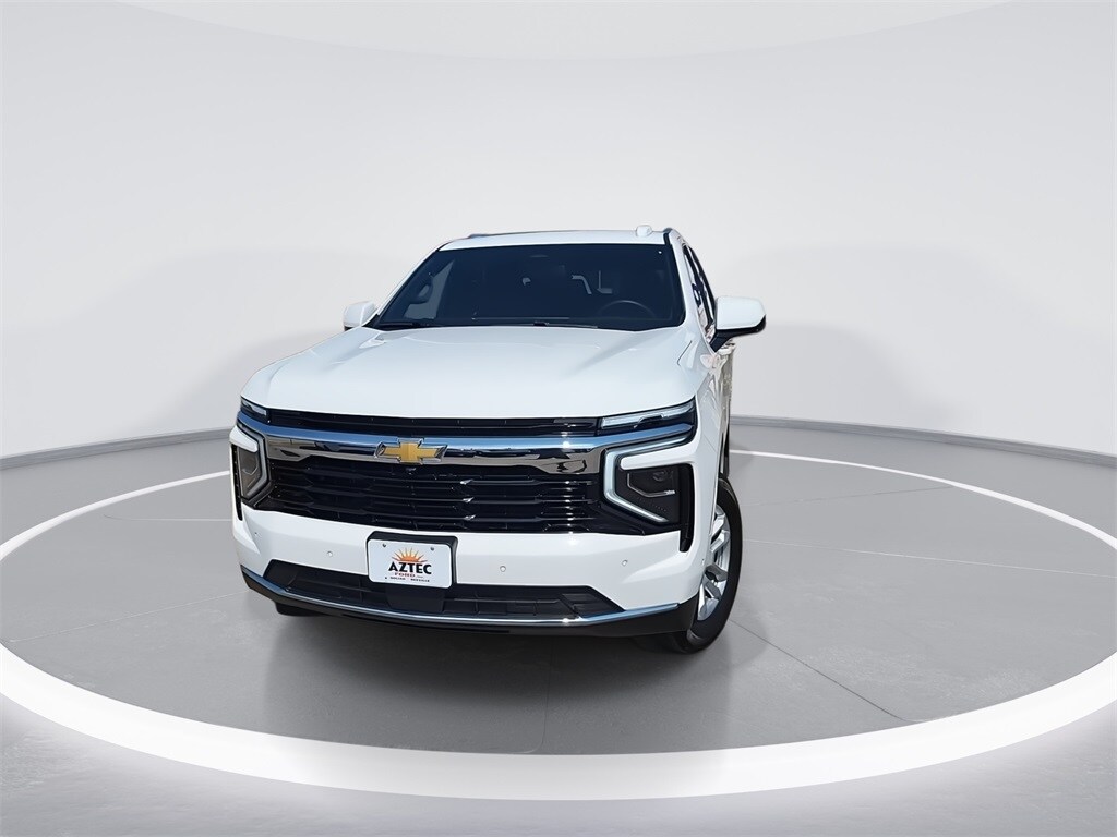 2025 Chevrolet Tahoe LS photo 3