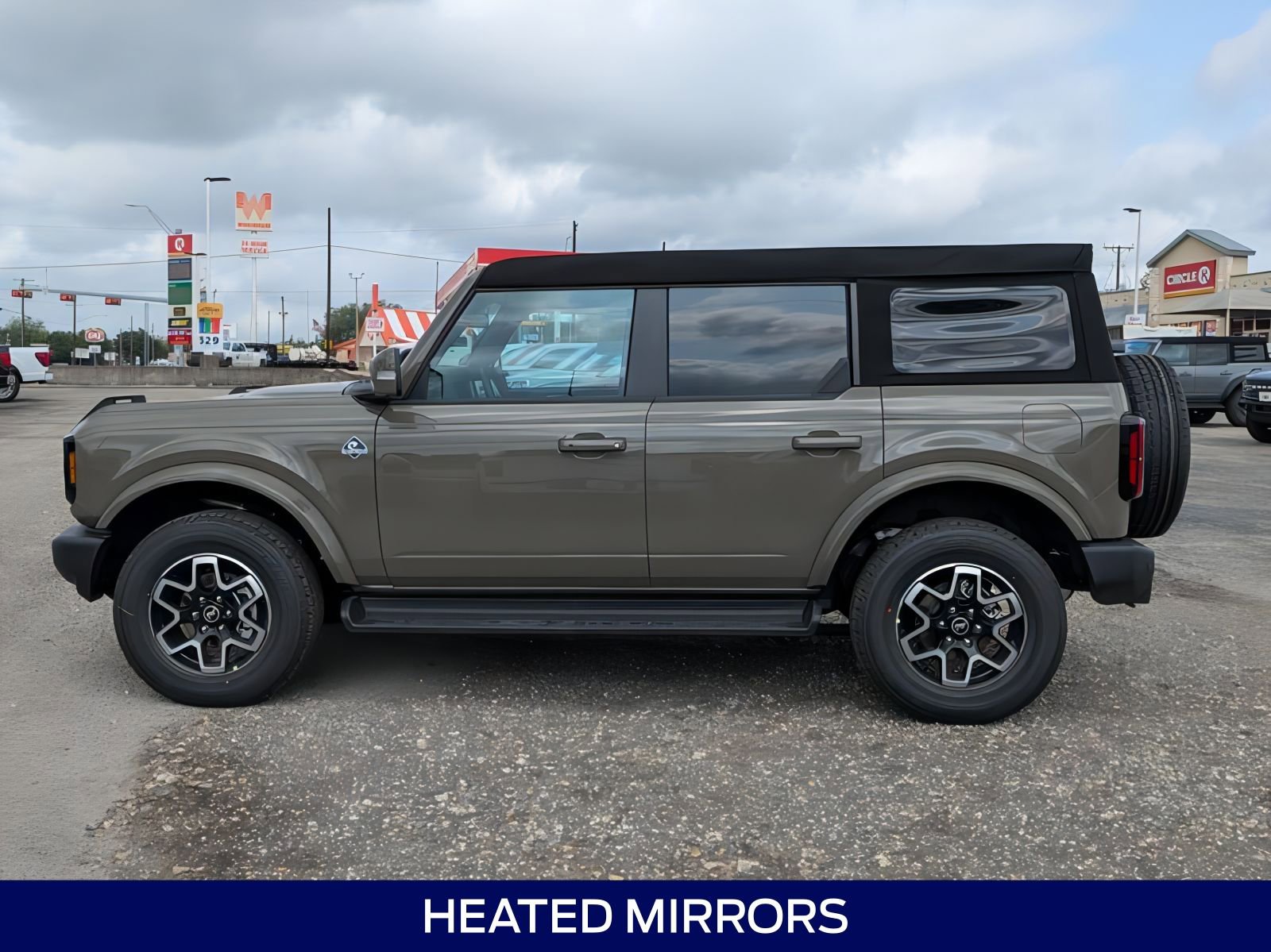 2025 Ford Bronco 4-Door Outer Banks - Photo 9