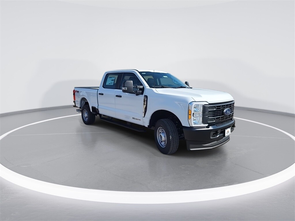 2026 Ford F-250 XL photo 2