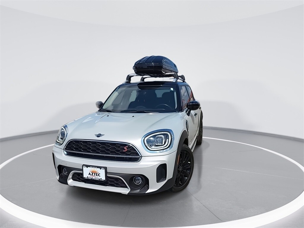 2022 Mini Cooper S ALL4 photo 2