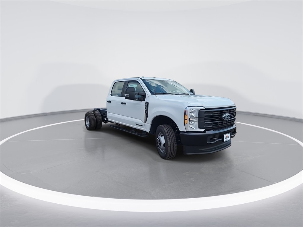 New 2026 Ford F-350SD XL Chassis