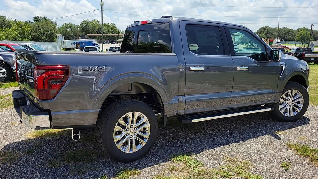 2025 Ford F-150 Lariat - Photo 8
