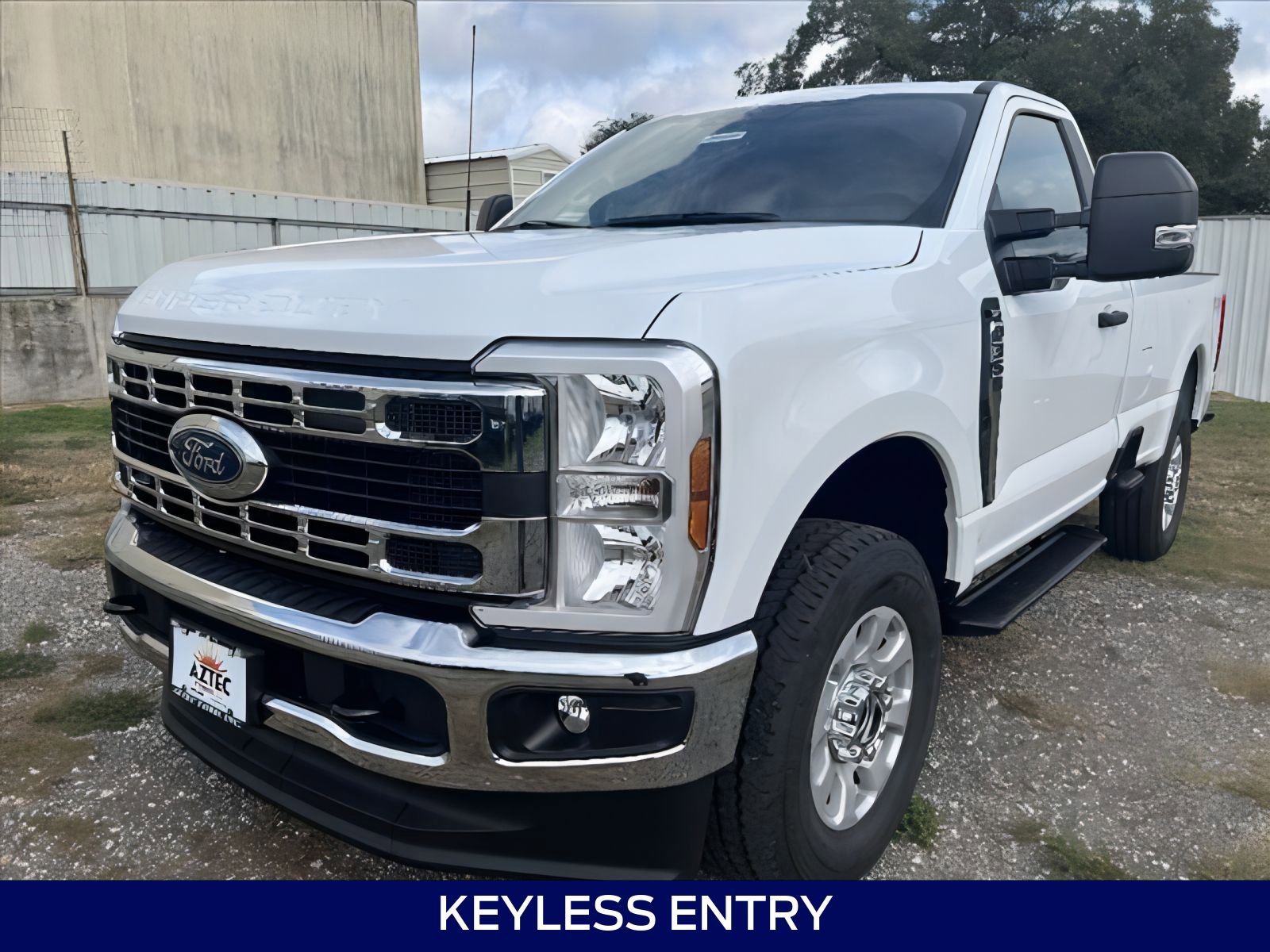 2024 Ford F-350 XLT photo 3