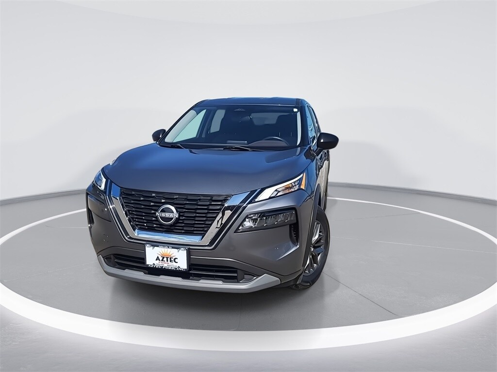 2022 Nissan Rogue S photo 3