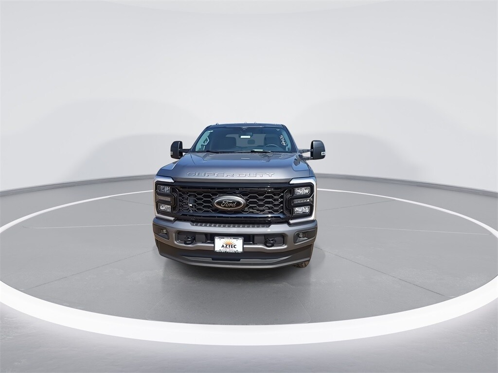 2026 Ford F-250 photo 3