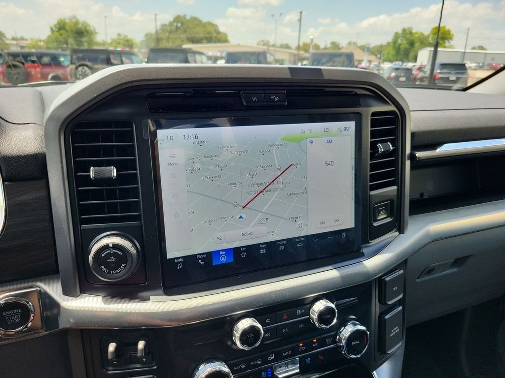 2025 Ford F-150 Lariat - Photo 18