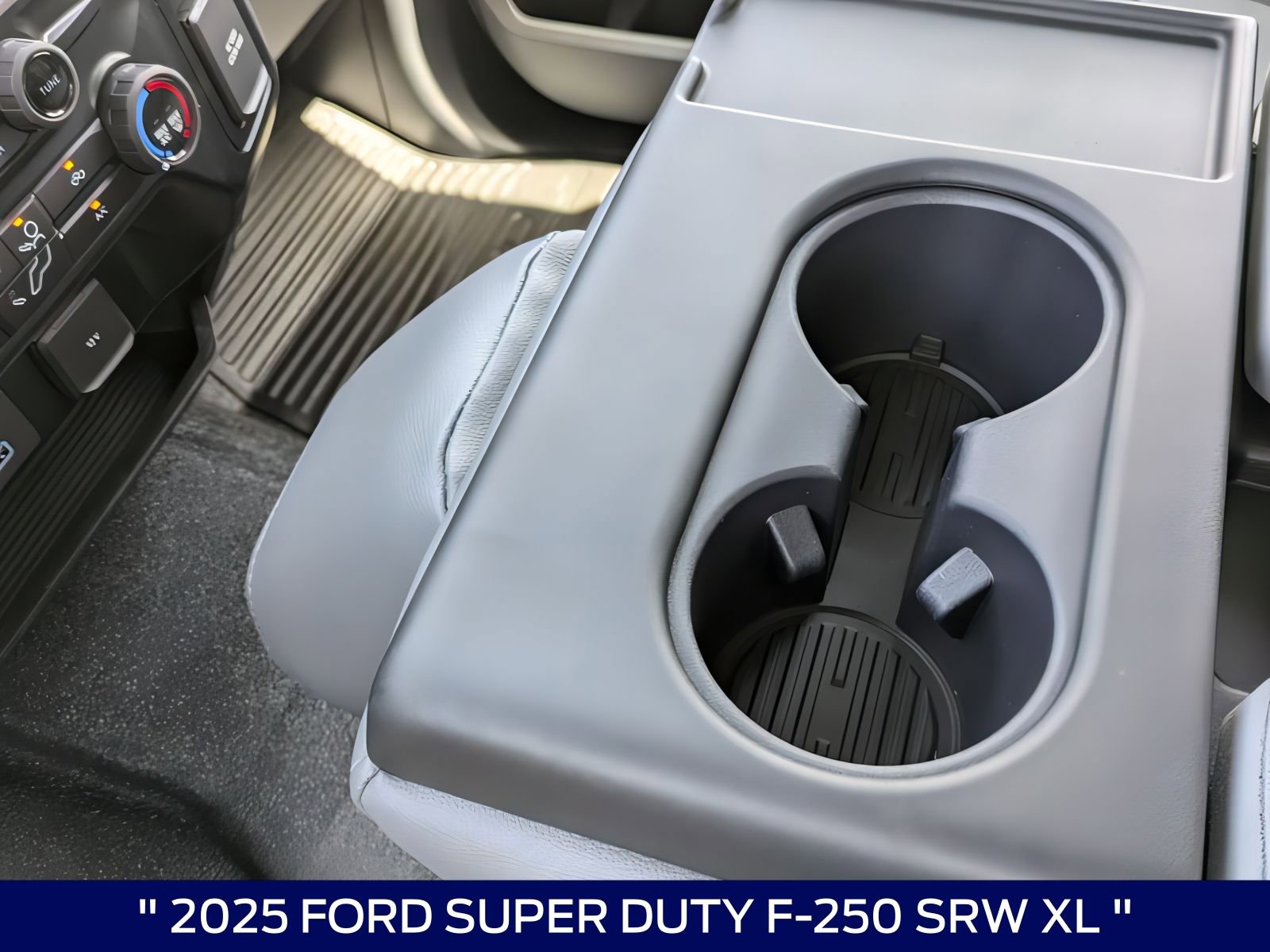 2025 Ford F-250 Super Duty XL - Photo 23