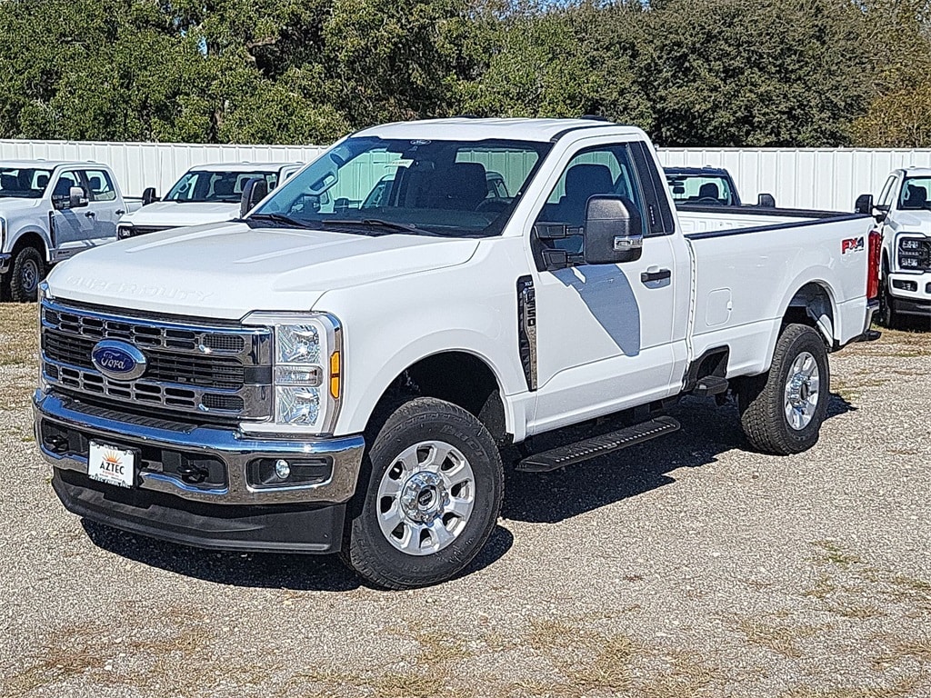 2024 Ford F-350 Super Duty XL's photo