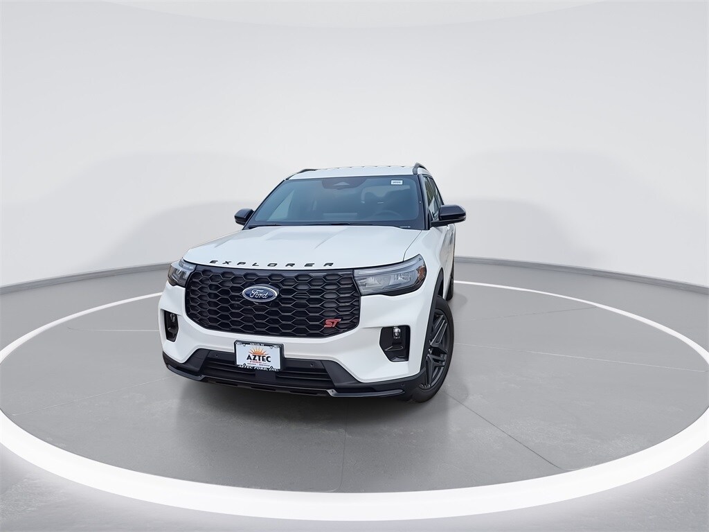 2026 Ford Explorer ST photo 2