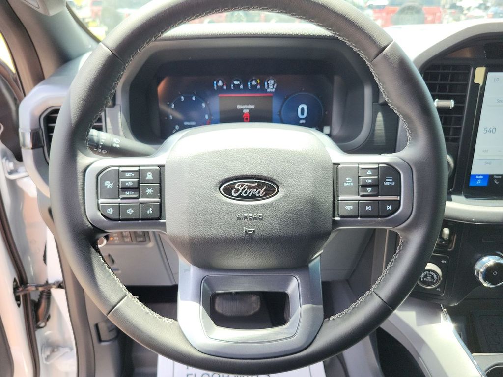 2025 Ford F-150 XLT - Photo 14