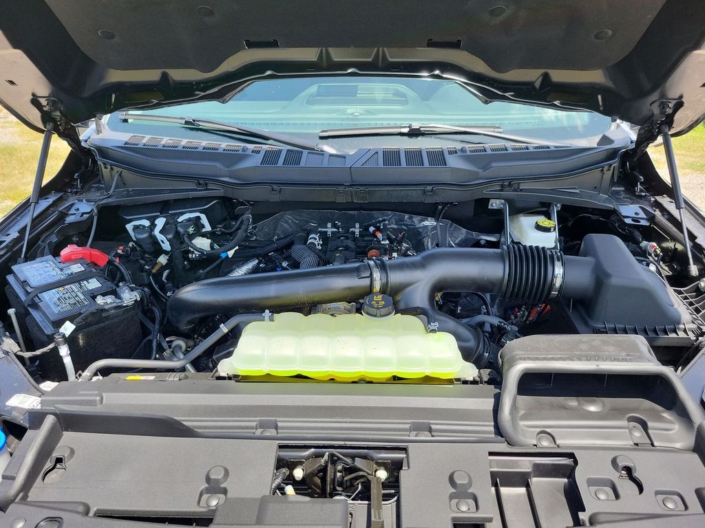 2025 Ford F-150 Lariat - Photo 25