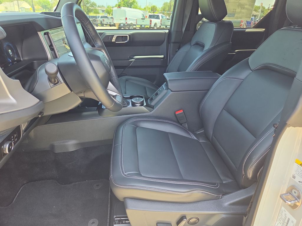 2026 Ford Bronco 4-Door Outer Banks - Photo 13