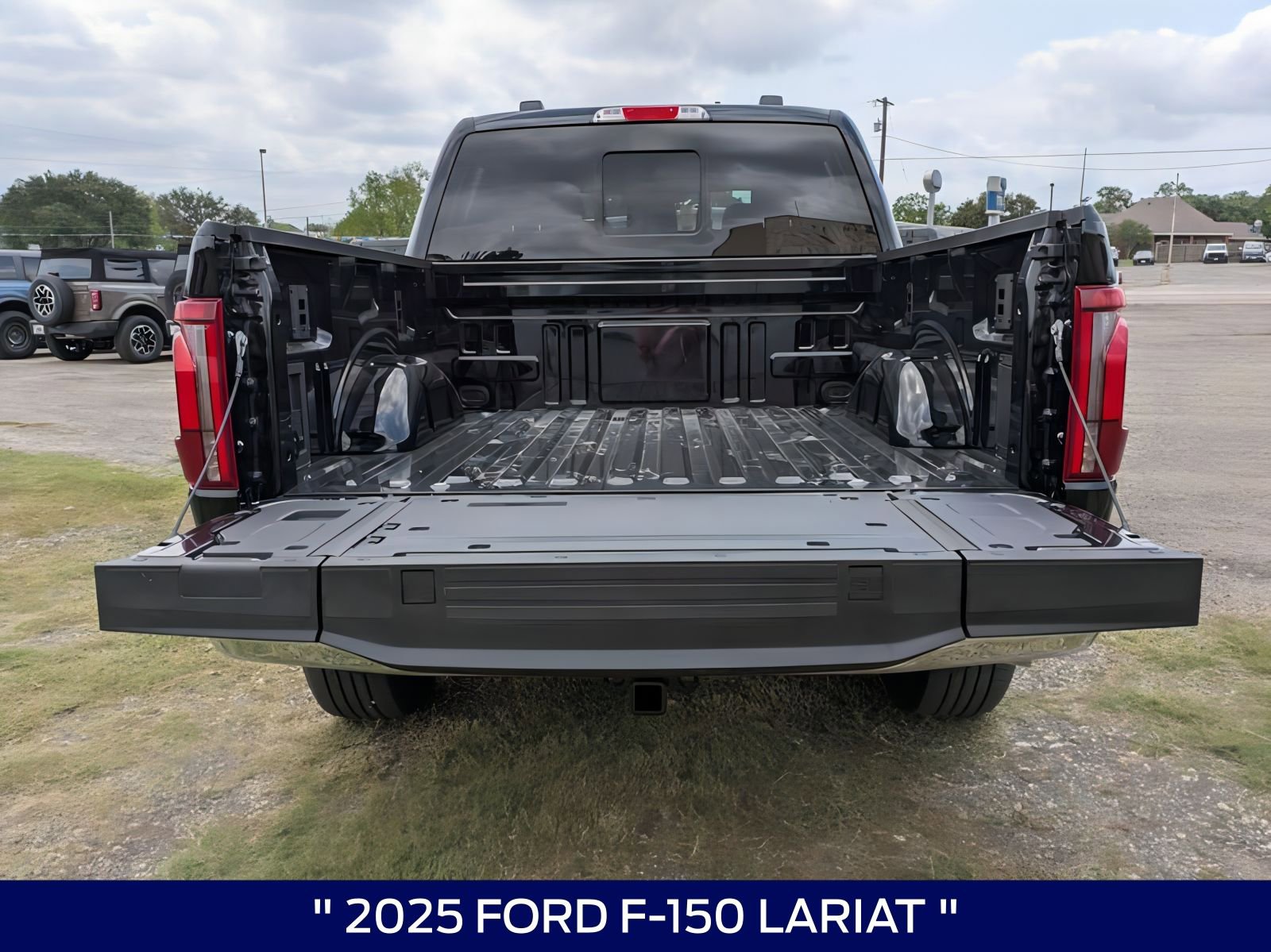 2025 Ford F-150 Lariat - Photo 14